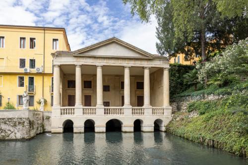 Esterno Loggia Valmarana