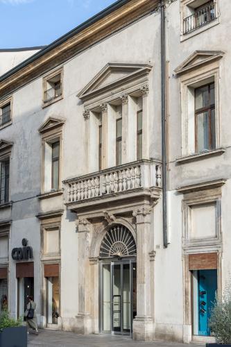 Dettaglio facciata Palazzo Capra