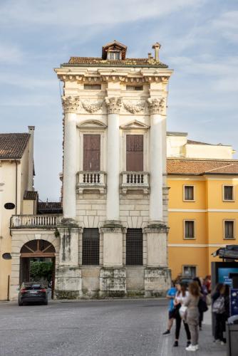Facciata Palazzo Porto Breganze