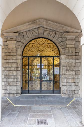 Entrata Palazzo Civena