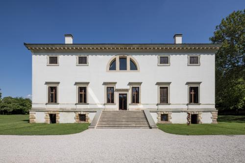 Facciata Villa Pisani Lonigo
