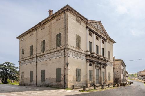 Esterno Facciata Villa Pisani