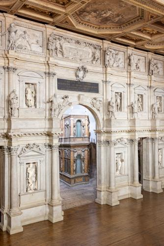 Dettaglio scaenae frons Teatro Olimpico