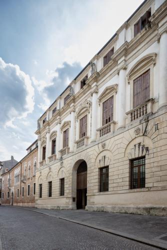 Facciata Palazzo Iseppo da Porto Festa