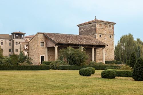 Esterno Barchesse Villa Trissino