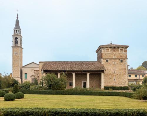 Esterno Barchesse Villa Trissino