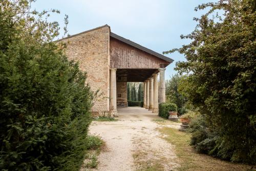 Esterno Barchesse Villa Trissino