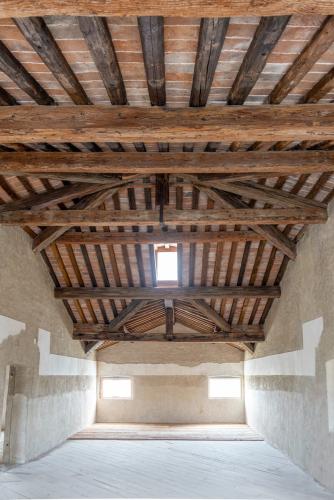 Interno Villa Forni Cerato